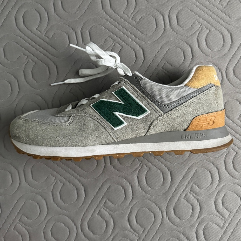 New Balance 574v2 in Marblehead Green Colourway